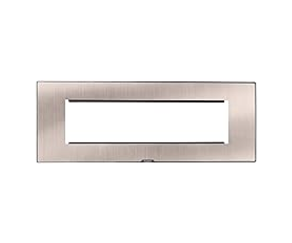 Add an elegant finishing touch to your walls with a genuine Legrand Myrius switch plate. The perfect choice for a modern interior, with fast 60-min delivery in Bengaluru.