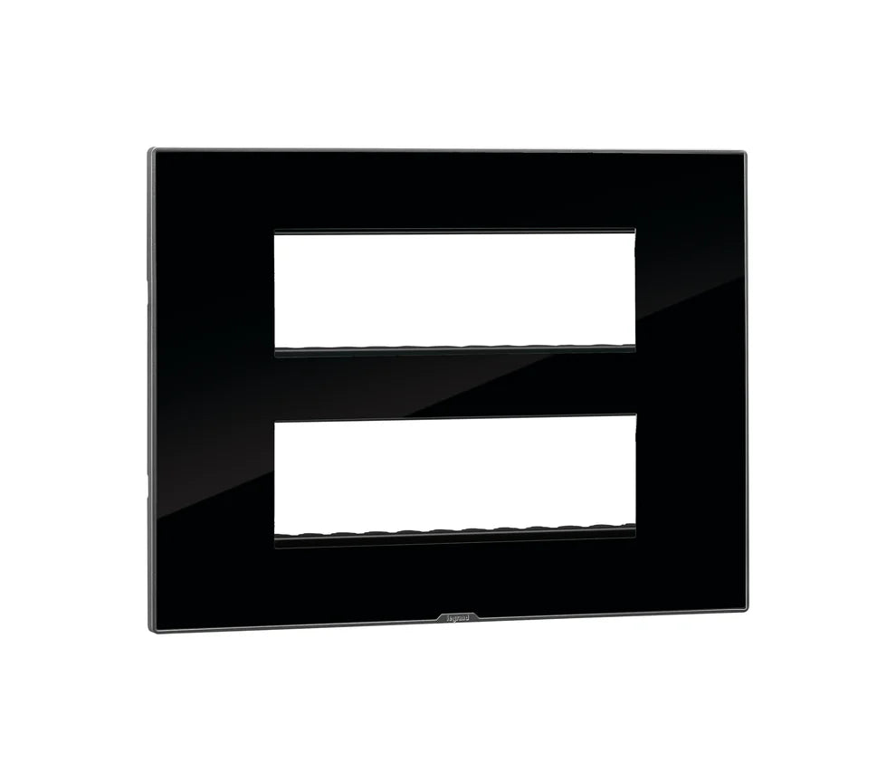 Add an elegant finishing touch to your walls with a genuine Legrand Myrius switch plate. The perfect choice for a modern interior, with fast 60-min delivery in Bengaluru.