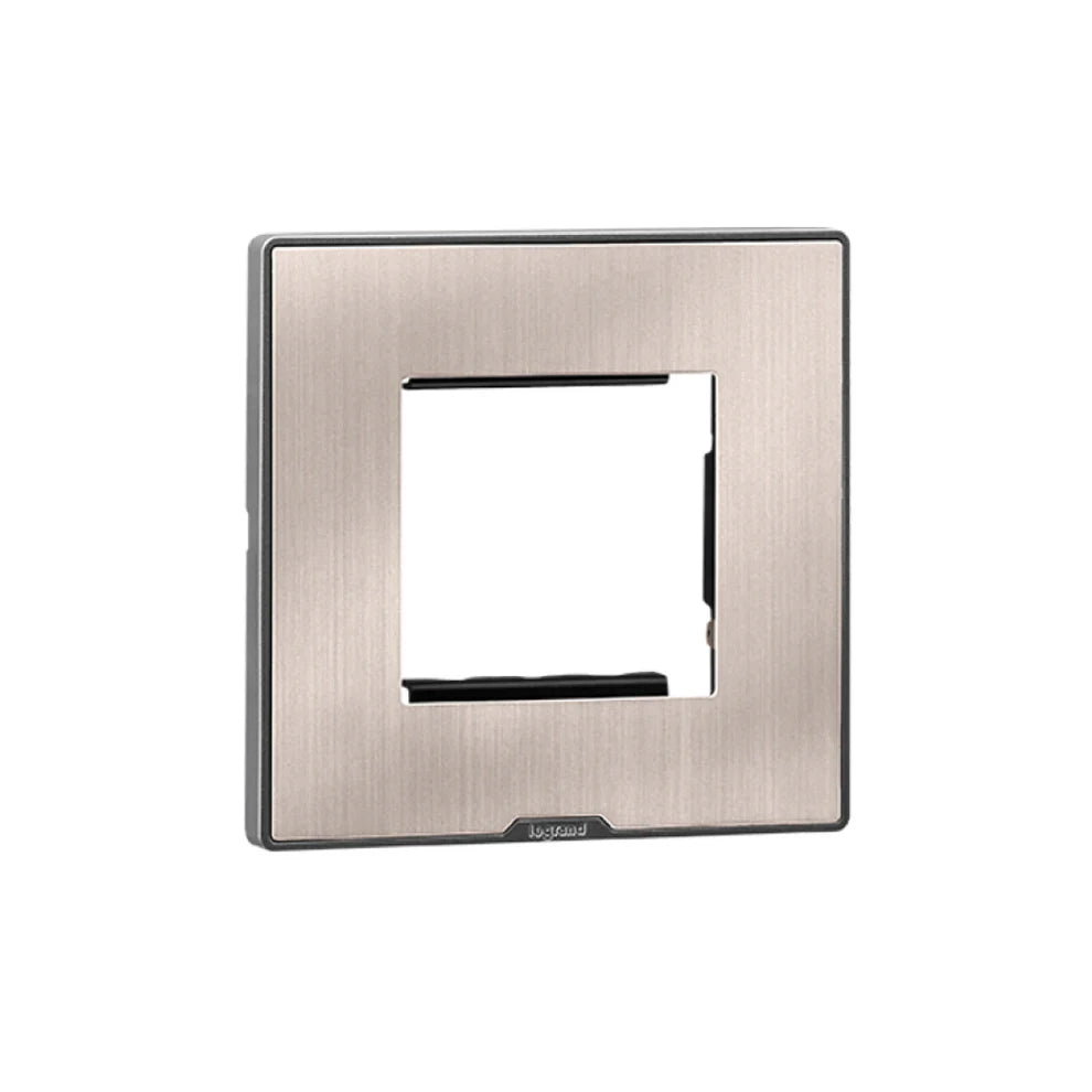 Add an elegant finishing touch to your walls with a genuine Legrand Myrius switch plate. The perfect choice for a modern interior, with fast 60-min delivery in Bengaluru.