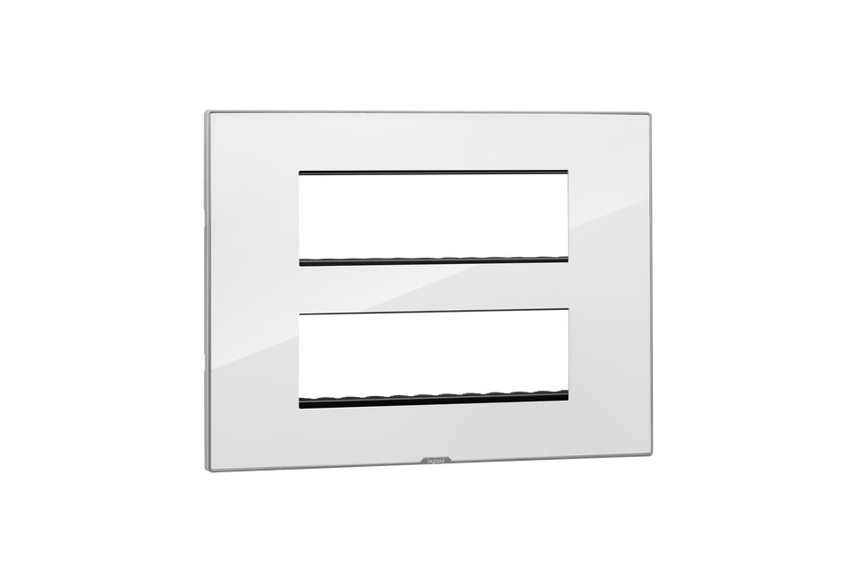 Add an elegant finishing touch to your walls with a genuine Legrand Myrius switch plate. The perfect choice for a modern interior, with fast 60-min delivery in Bengaluru.