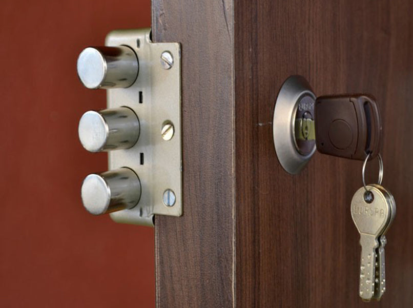 Europa Main Door Lock Antique Brass/Nickel Steel